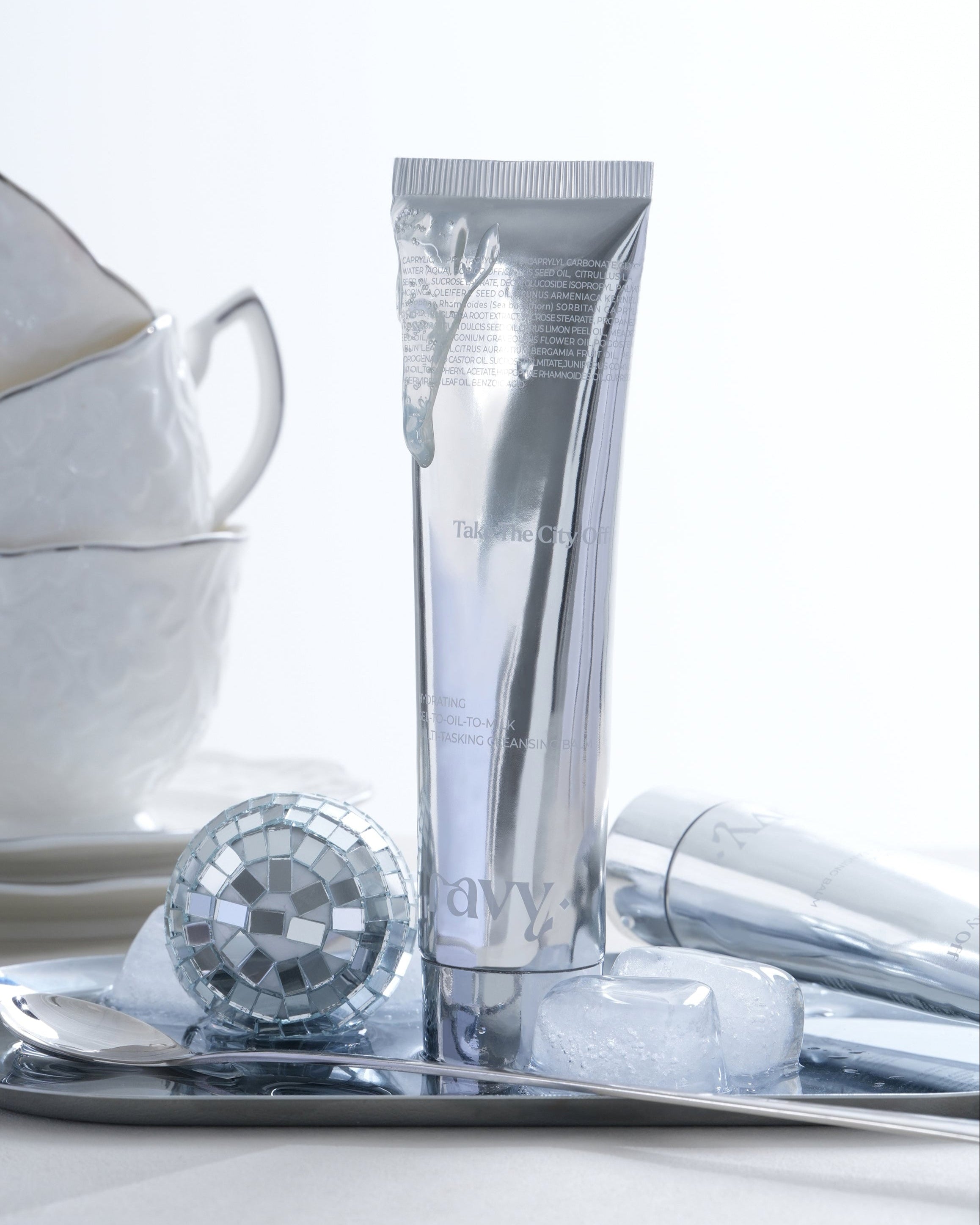 TAKE THE CITY OFF! HYDRATING CLEANSING BALM